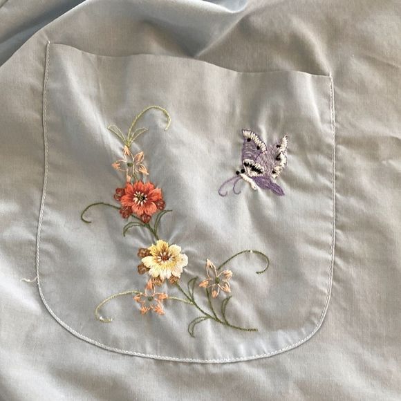 Vintage Hand Embroidered Half Apron - Picture 7 of 14